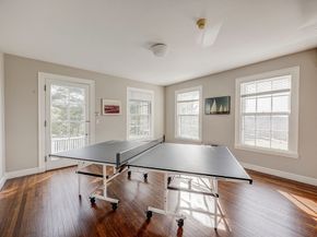 277 Nahanton St 277, Newton MA 02459