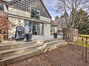 277 Nahanton St 277, Newton MA 02459