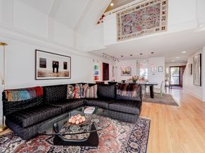 277 Nahanton St 277, Newton MA 02459