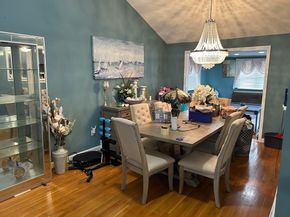 5 Dartmouth St, Randolph MA 02368