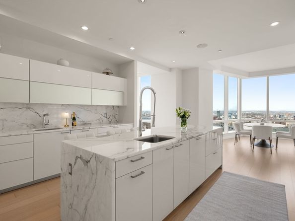 1 Franklin St 4602, Boston MA 02110