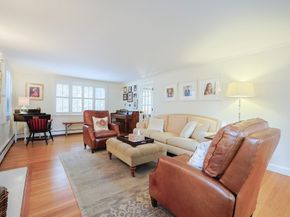 9 Elmcrest Cir, Melrose MA 02176