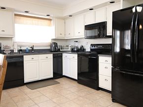 348 Lynn Fells Parkway, Saugus MA 01906