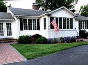 348 Lynn Fells Parkway, Saugus MA 01906