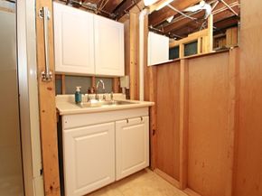 348 Lynn Fells Parkway, Saugus MA 01906