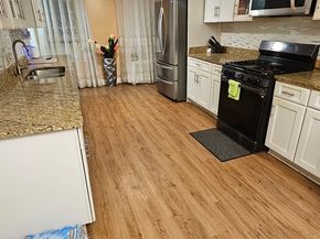 15 Longfellow Rd, Worcester MA 01602