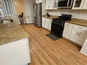 15 Longfellow Rd, Worcester MA 01602