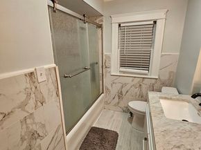 15 Longfellow Rd, Worcester MA 01602