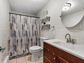 2 Walker Road 4, North Andover MA 01845