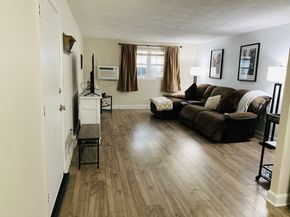 2 Walker Road 4, North Andover MA 01845