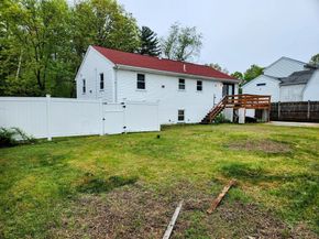 22 Osceola Ln, Billerica MA 01821