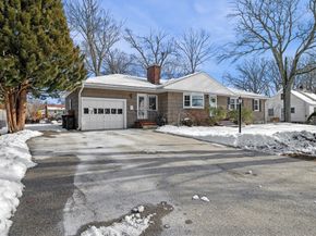 129 Moody St, North Andover MA 01845