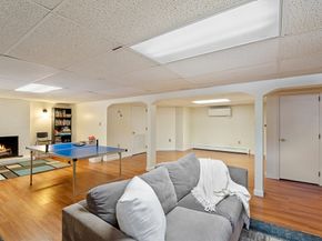 129 Moody St, North Andover MA 01845