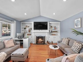 129 Moody St, North Andover MA 01845