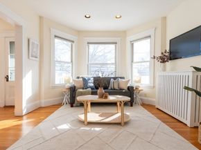 62 Everett St 2, Arlington MA 02474