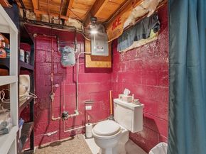 40 Walton Street, Fitchburg MA 01420