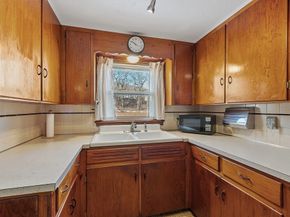 40 Walton Street, Fitchburg MA 01420