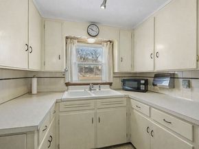 40 Walton Street, Fitchburg MA 01420