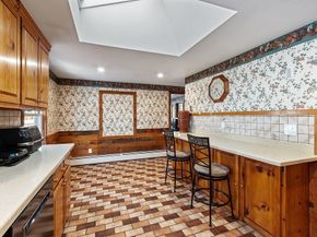 13 Braney Rd, Millbury MA 01527