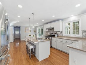 20 Honeysuckle Rd, Westford MA 01886