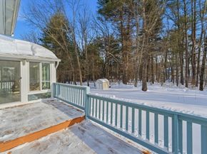 20 Honeysuckle Rd, Westford MA 01886