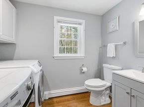 20 Honeysuckle Rd, Westford MA 01886