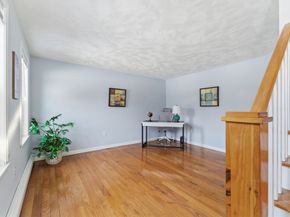 20 Honeysuckle Rd, Westford MA 01886