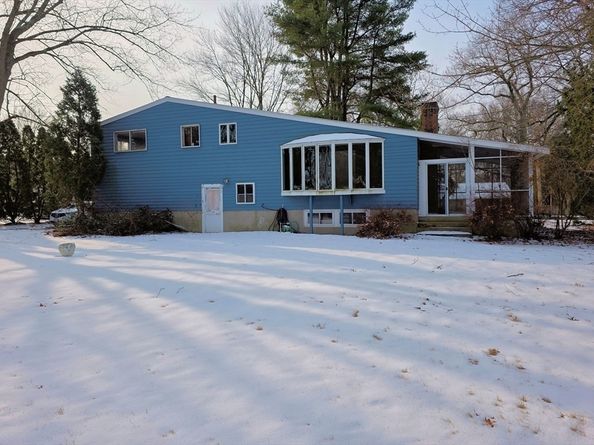 225 West Plain Street, Wayland MA 01778