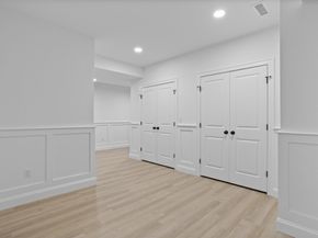 6 Colonel Rolls Dr, Westford MA 01886