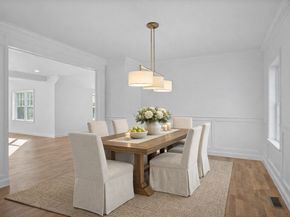 6 Colonel Rolls Dr, Westford MA 01886