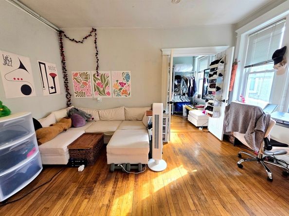 1641 Commonwealth Ave 16, Boston MA 02135