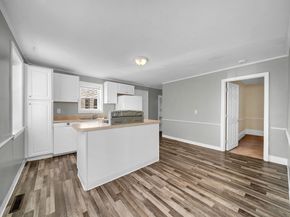 147 High St, Danvers MA 01923