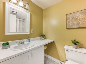 622 Boston Ave 7A, Medford MA 02155