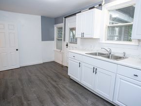 22 Prescott St, Leominster MA 01453