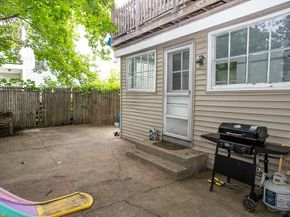 22 Prescott St, Leominster MA 01453