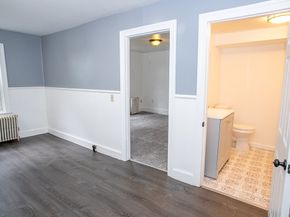 22 Prescott St, Leominster MA 01453