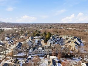 87 Victoria Heights Rd 87, Boston MA 02136