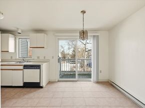 87 Victoria Heights Rd 87, Boston MA 02136