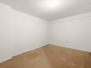 87 Victoria Heights Rd 87, Boston MA 02136