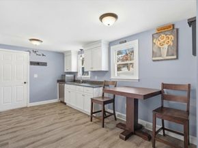 68 Beech St, Bridgewater MA 02324