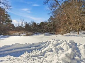 68 Beech St, Bridgewater MA 02324