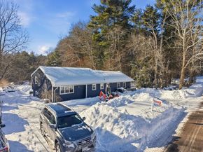 68 Beech St, Bridgewater MA 02324