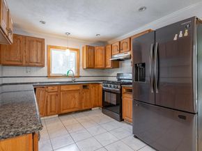 39 Sycamore Lane, Billerica MA 01821