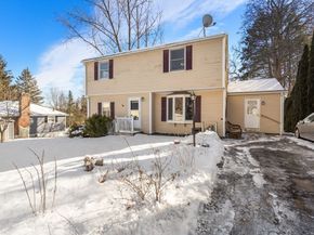 17 Lincoln Ave, Millbury MA 01527