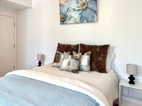 165 Everett St 7, Boston MA 02128