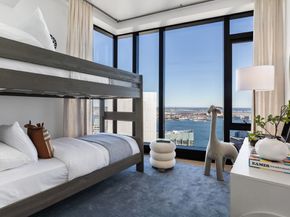 682 Atlantic Ave 48H, Boston MA 02111