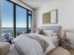 682 Atlantic Ave 48H, Boston MA 02111