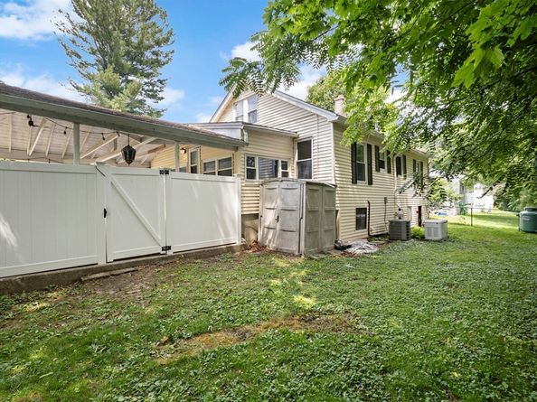 51 Dufton Rd, Andover MA 01810