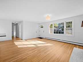 11 Great Lake Dr, Sudbury MA 01776