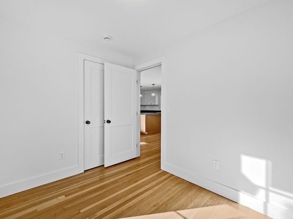 11 Great Lake Dr, Sudbury MA 01776